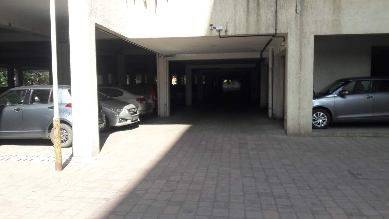  atlantis Car Parking