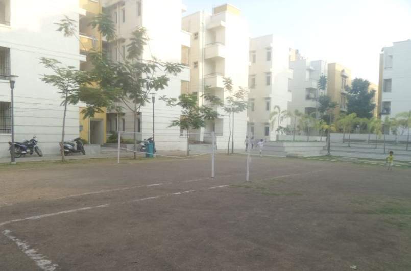  unihomes Badminton Court