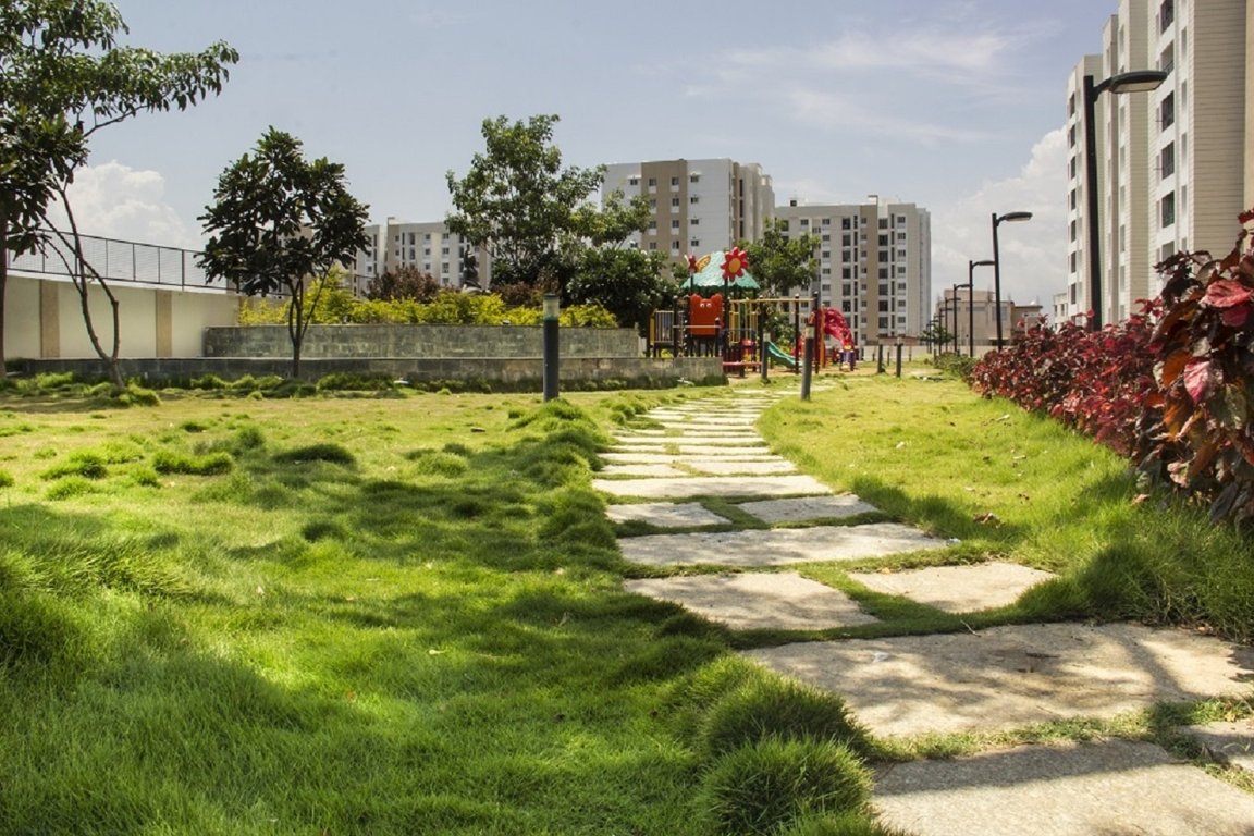  lotus pond Jogging Track