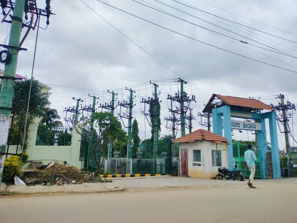  gateway Entrance Gate Security Cabin