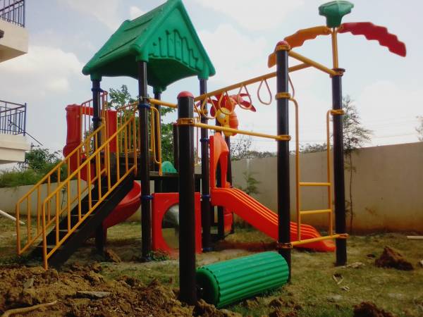 Children's play area sarovara Car Parking