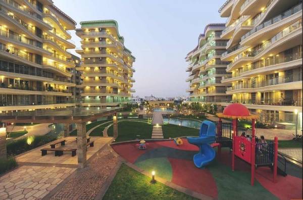 Others pallacio Others