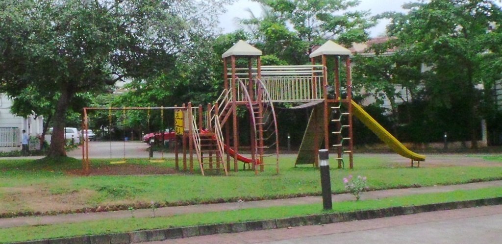  vasant vihar Children's play area