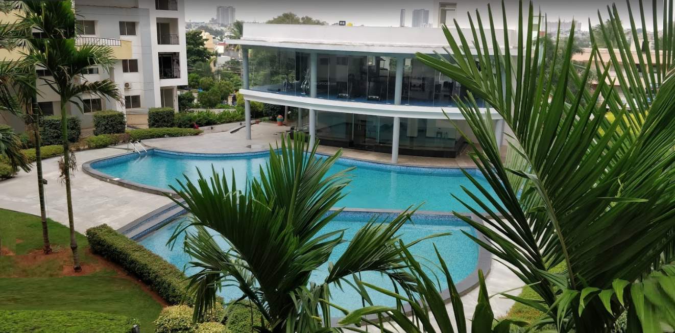  beverly park Swimming Pool