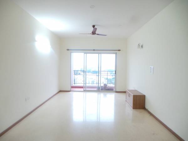  beverly-park Living Area