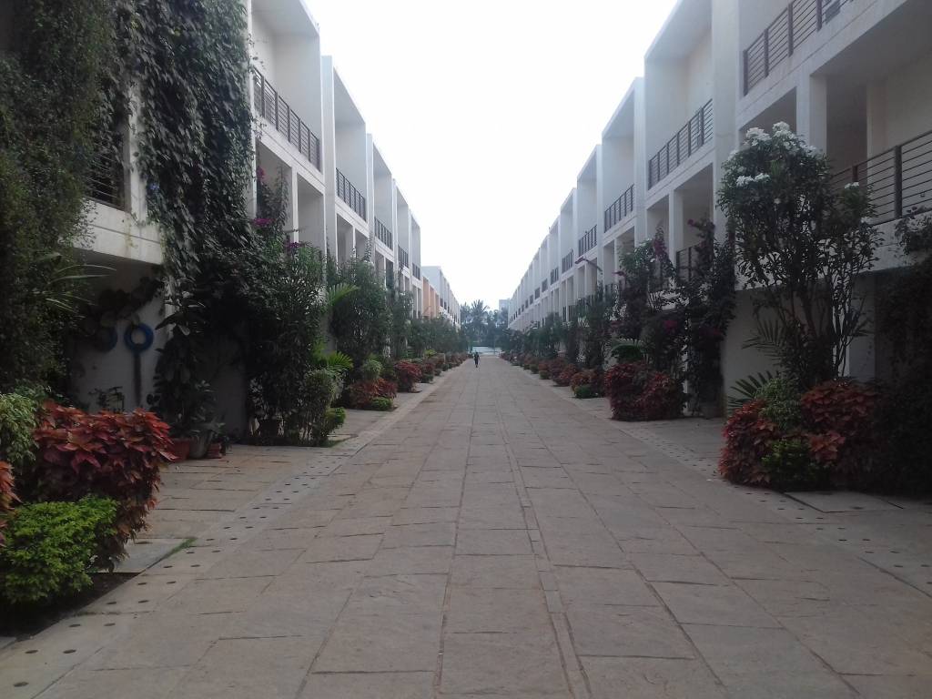 villa valley Internal Roads