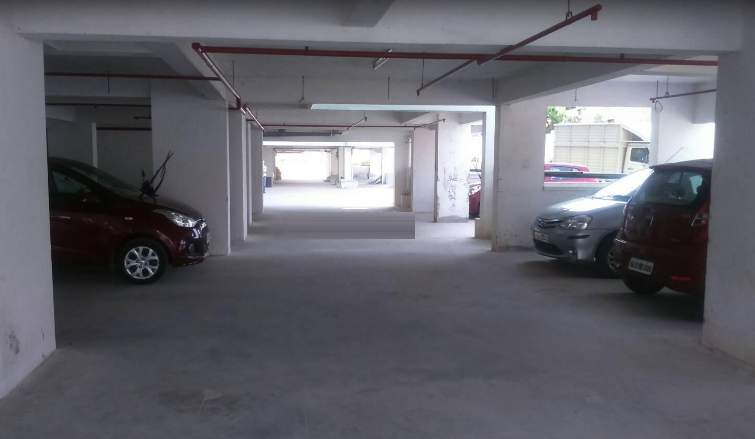  golden city Car Parking