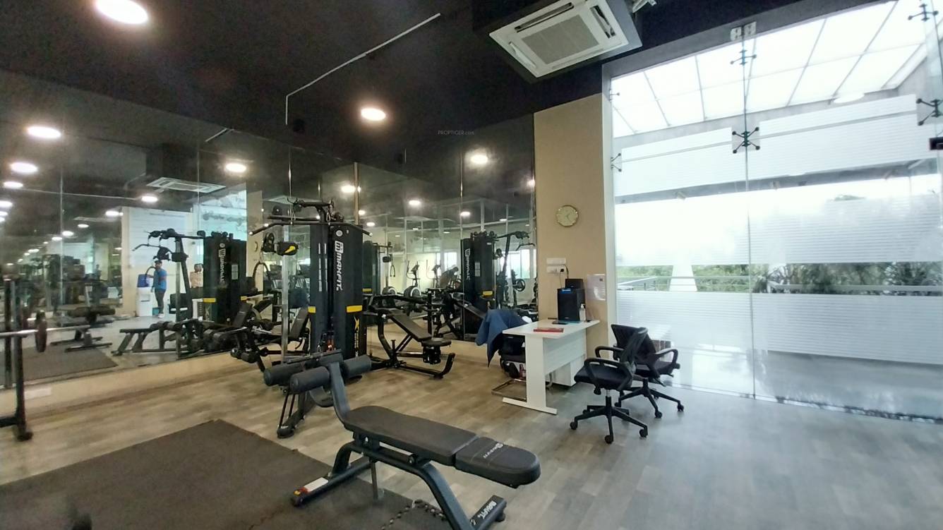 aurum villas Gymnasium