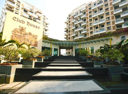  bloomfield-apartment Club House