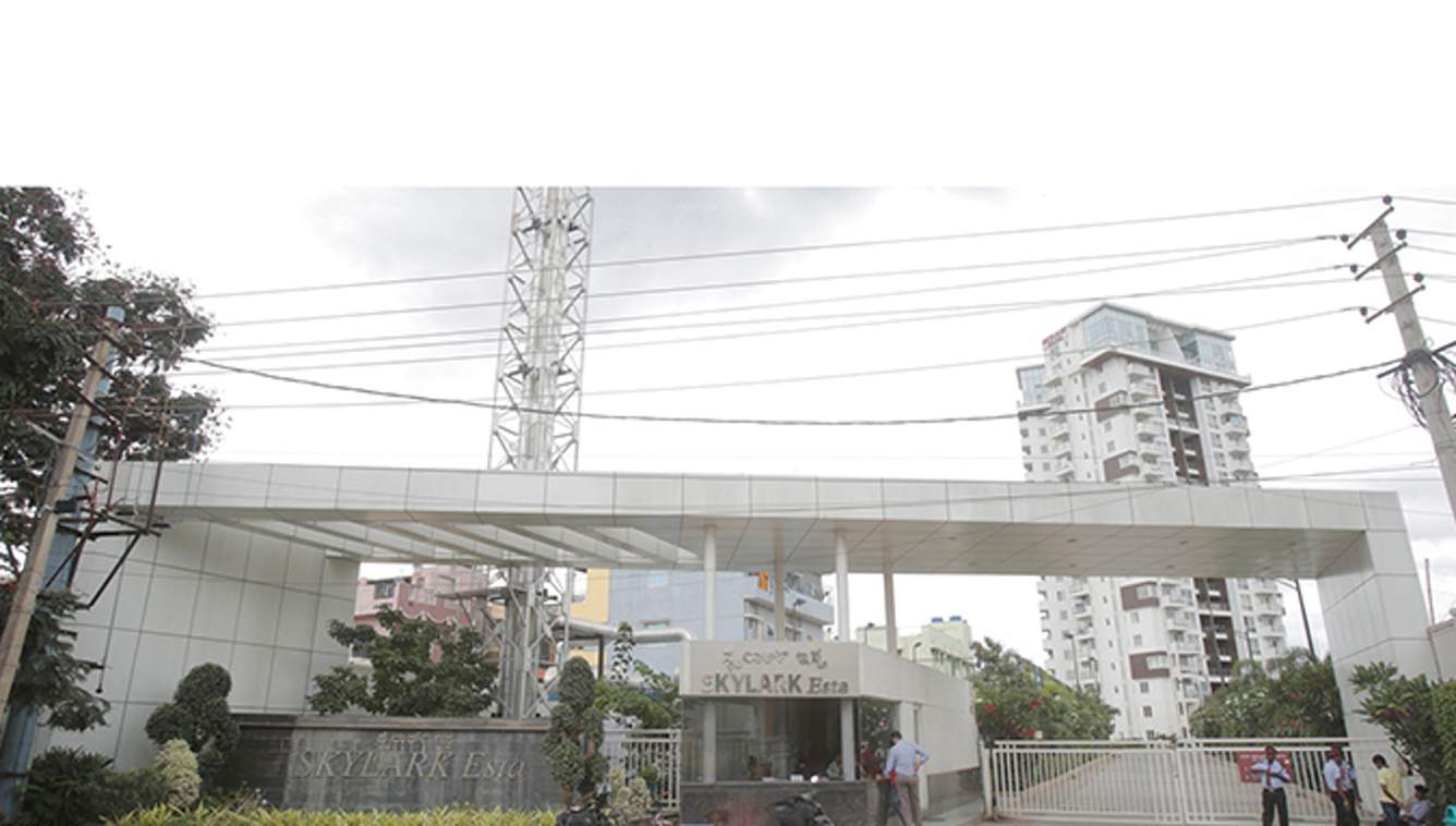 Images for Elevation of Skylark Esta