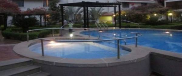  langleigh Swimming Pool