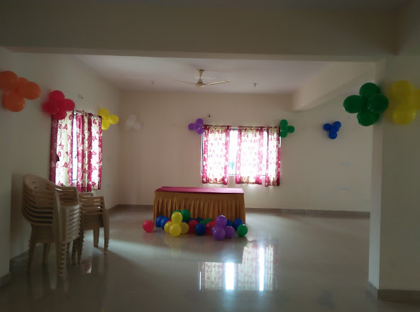  lansdale Living Area