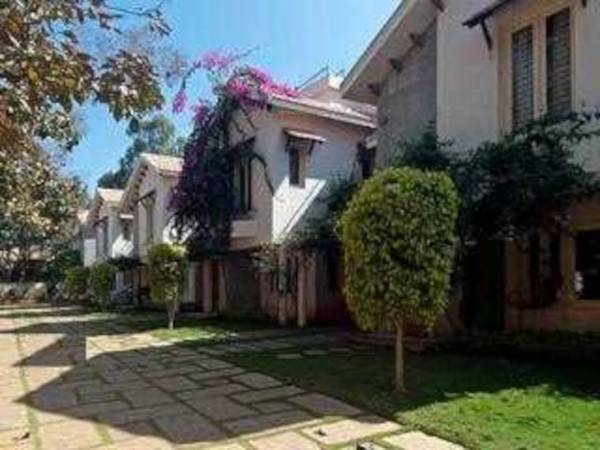  bloomingdale Elevation