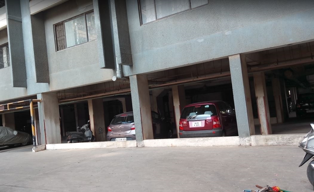 south city Car Parking