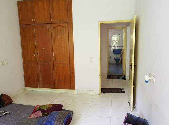  sunrise apartments Living Area