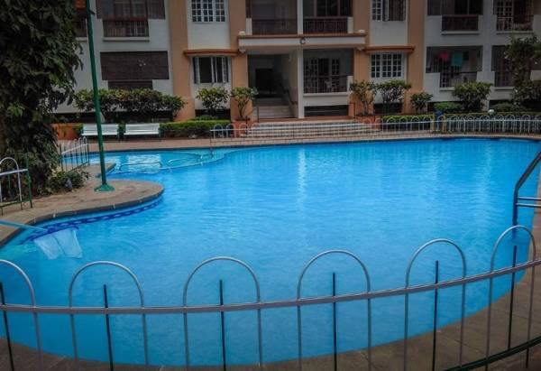  gardens Swimming Pool