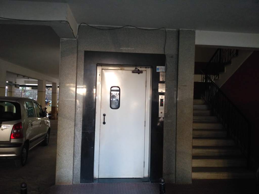  springs Lift Available