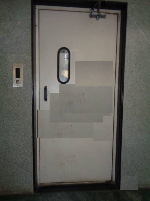  coral Lift Available