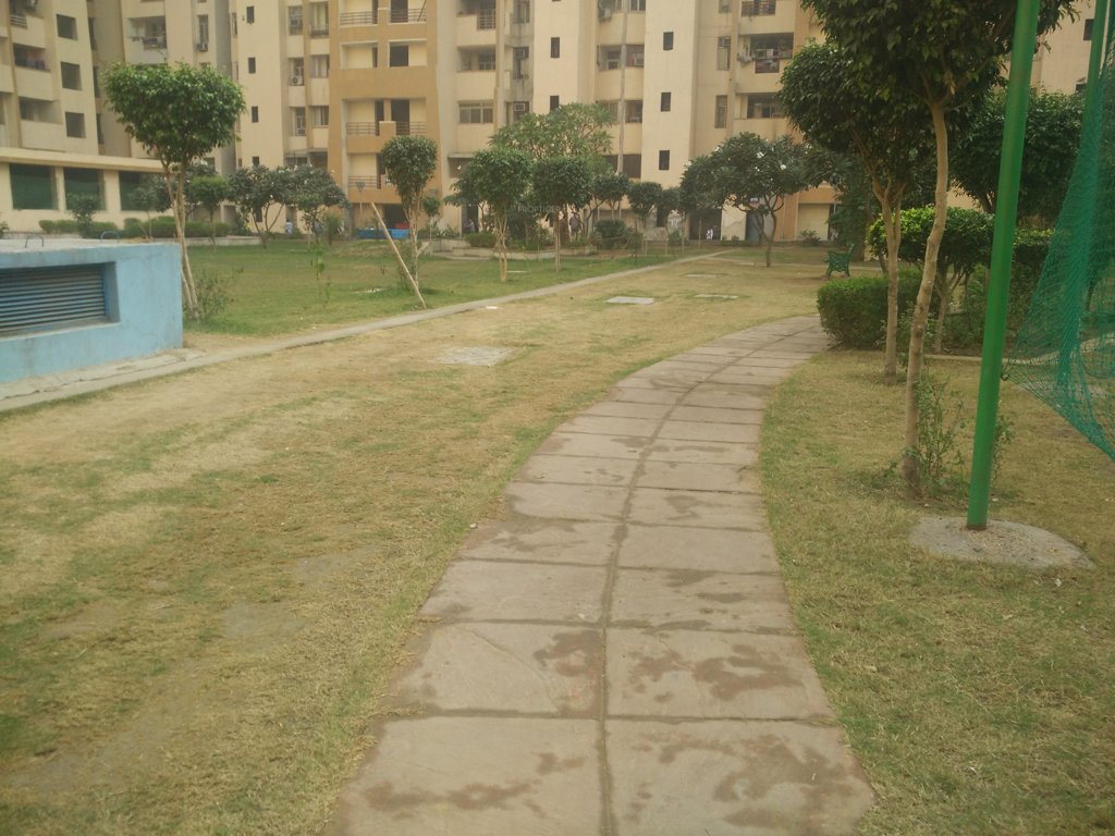  sunrise greens apartment Jogging Track
