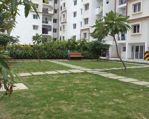  janhavi-shelters Landscaped Gardens