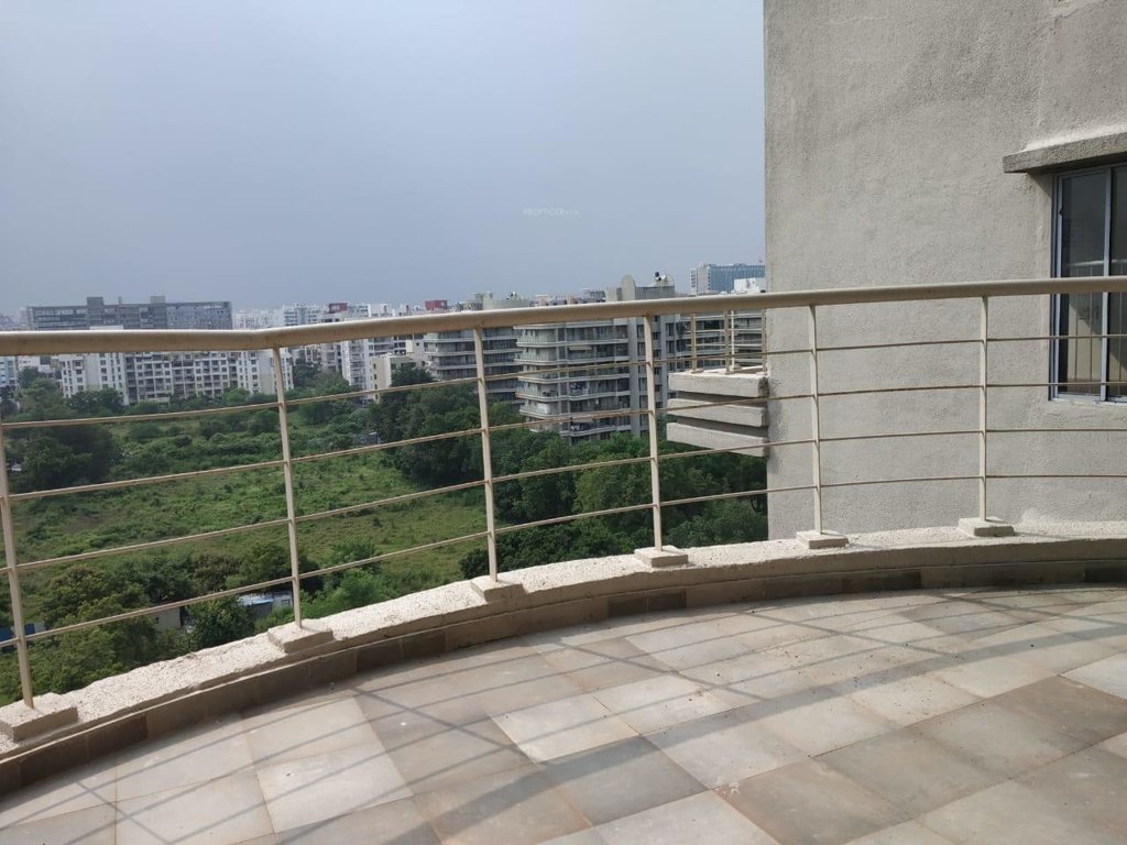  tarang Balcony