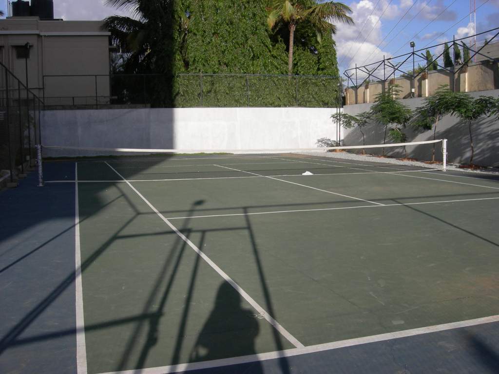  cruz luxor Tennis Court