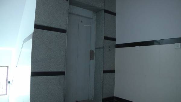 Lift Available livingston Lift Available