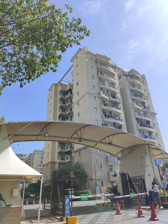  emerald court Entrance Gate Security Cabin