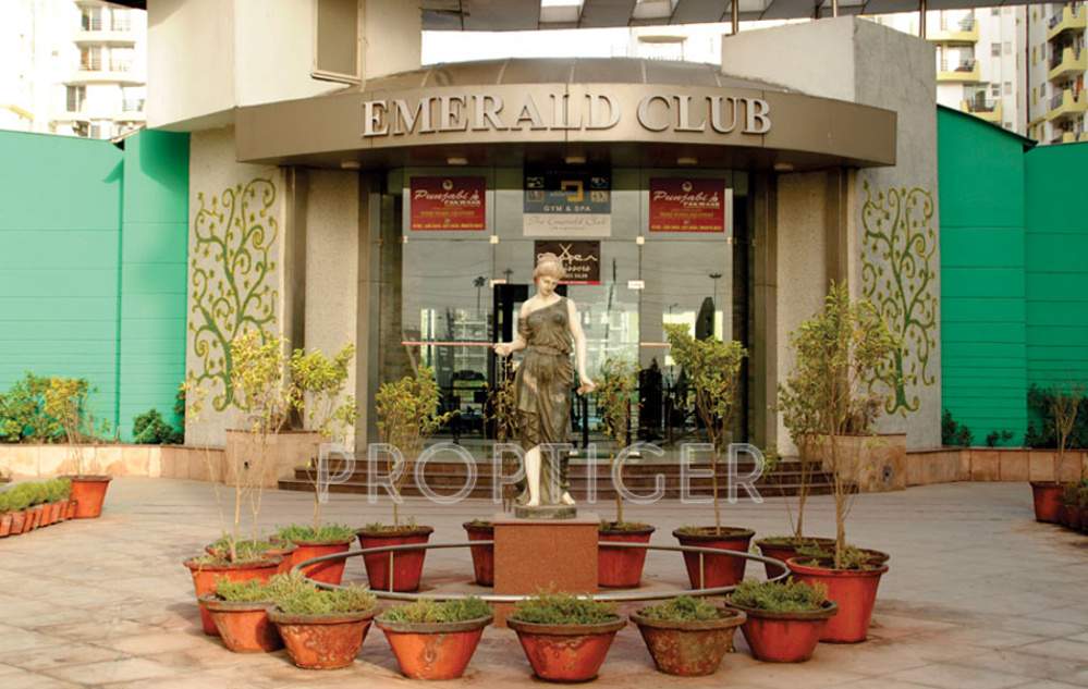 Images for Amenities of Supertech Emerald Court