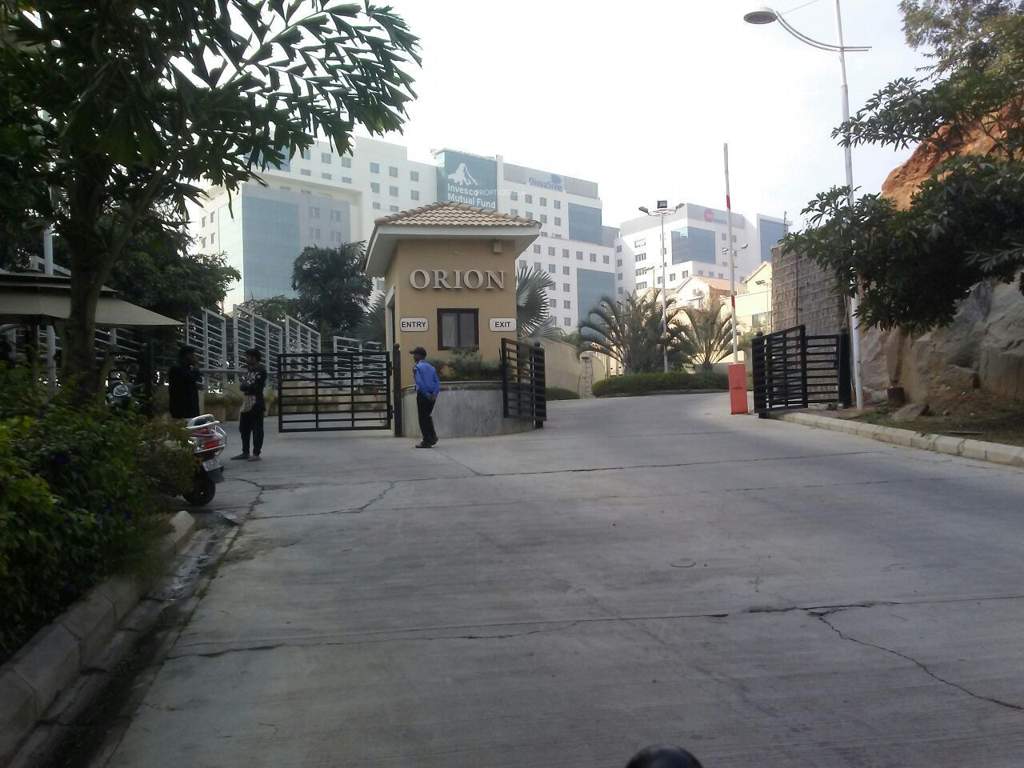 orion villas Entrance Gate Security Cabin