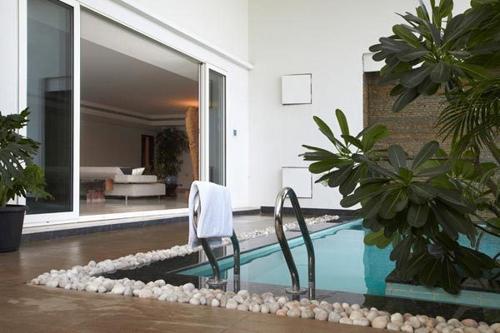  ritz Images for Amenities of Marvel Realtors Ritz