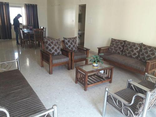  laburnum-park Living Area