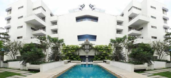 Elevation whistling-court Elevation