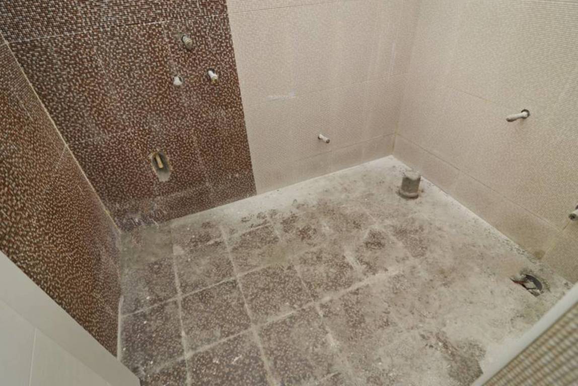 emerald estate Bathroom