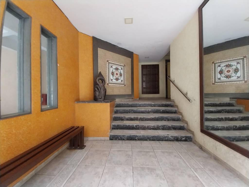  gardens Entrance Lobby