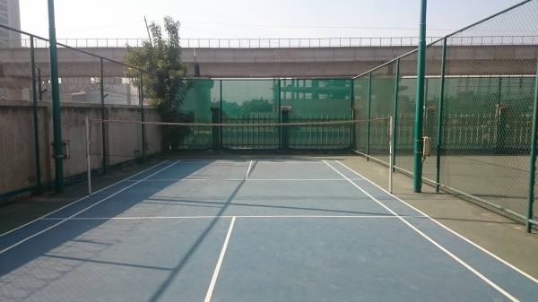 Others la-lagune Others