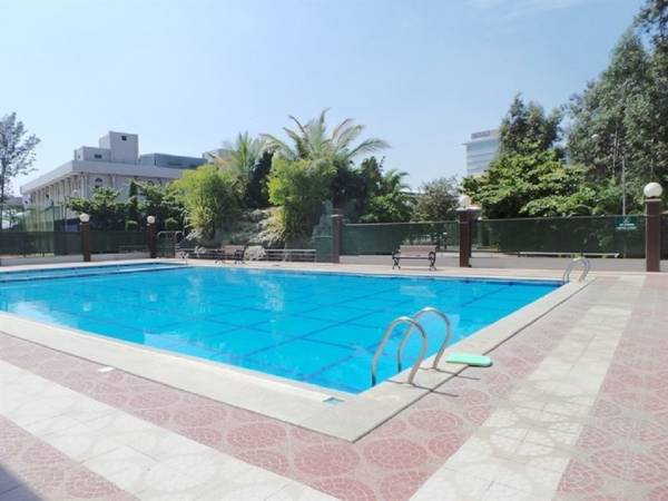 Swimming Pool shanthi-nivas Swimming Pool