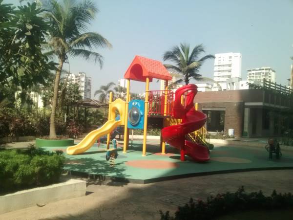  crest Children's play area