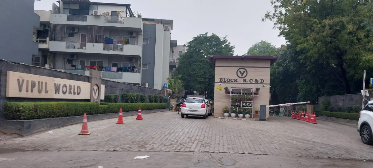  world plots Gated Community