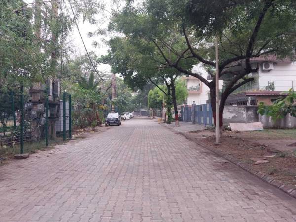  world-plots Internal Roads & Footpaths