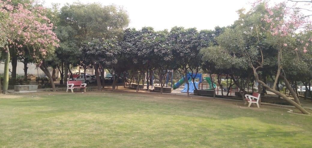  world plots Landscaped Gardens