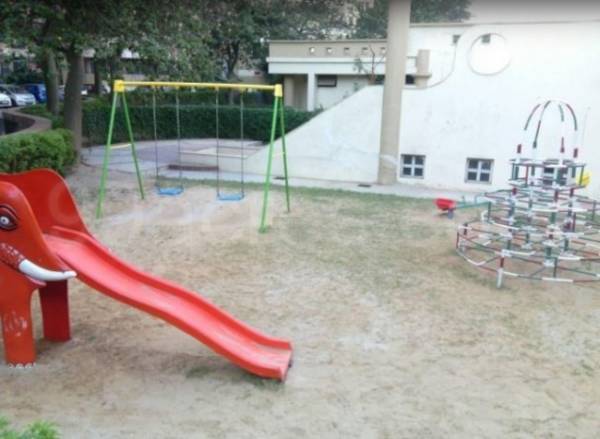 Children's play area silver-oaks Children's play area