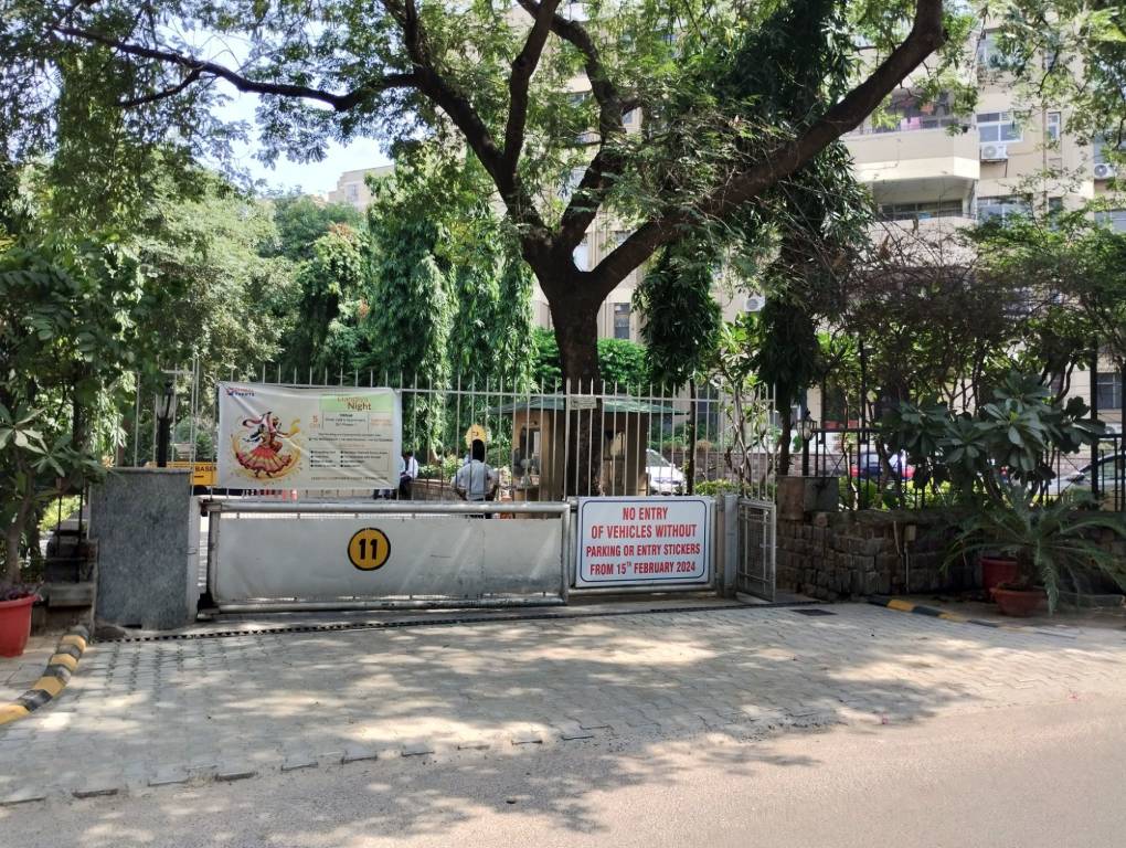  silver oaks Entrance Lobby