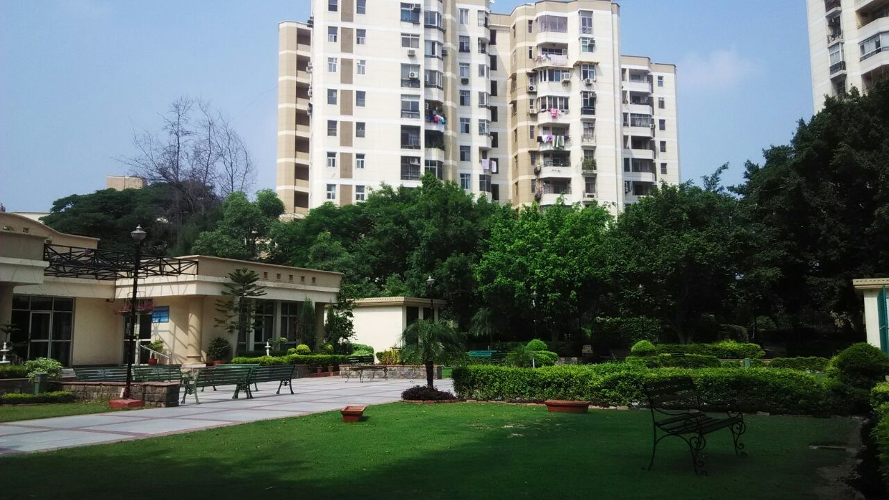  silver oaks Landscaped Gardens