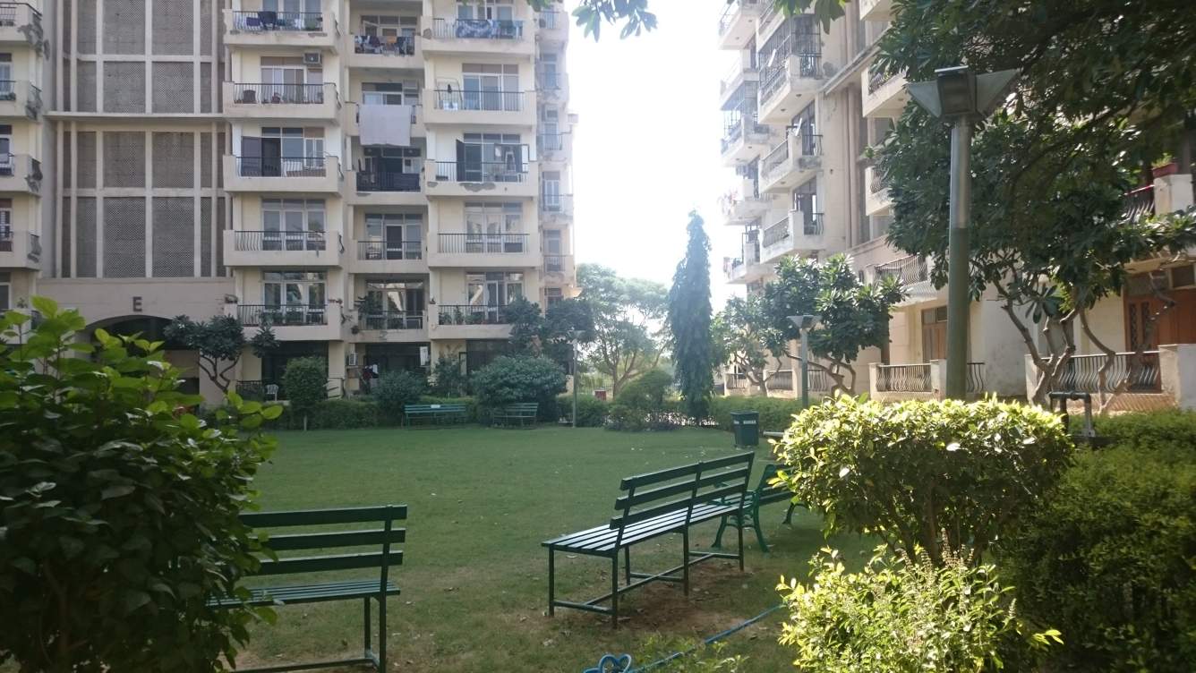  the residency Landscape Garden and Tree Planting