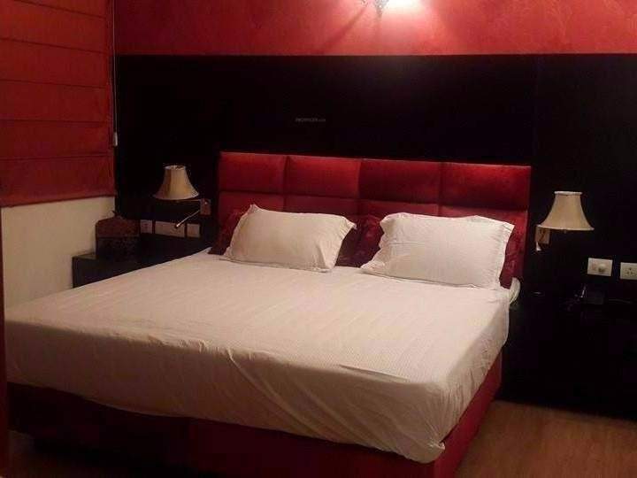  pinnacle Bedroom