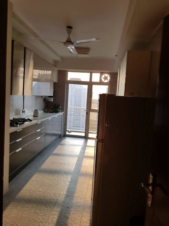 royalton towers Kitchen