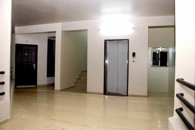  elegant Lift Available