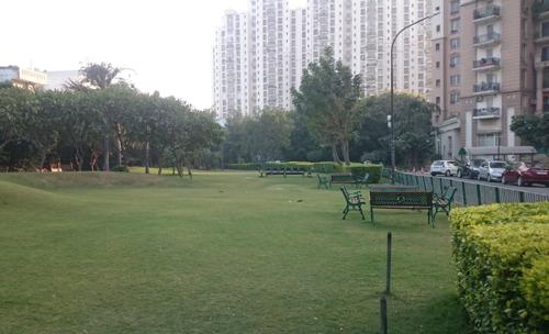 Landscaped Gardens regency-park-ii Landscaped Gardens