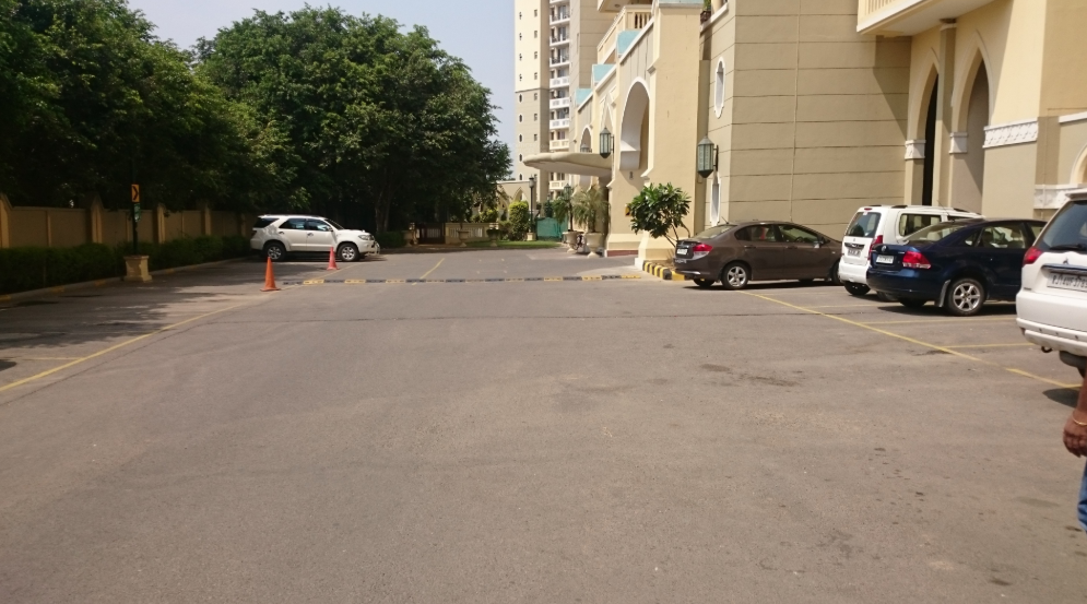  wellington estate Paved Compound